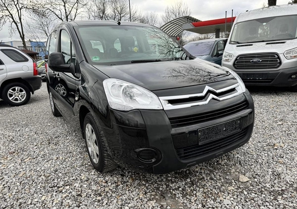Citroen Berlingo cena 22800 przebieg: 252000, rok produkcji 2009 z Chełmek małe 232